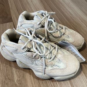 NWT YEEZY 500 ‘Blush’